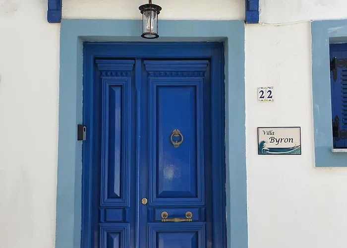 Byron Villa
